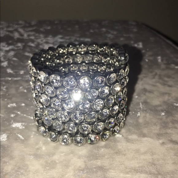 Jewelry - Bracelet with stones